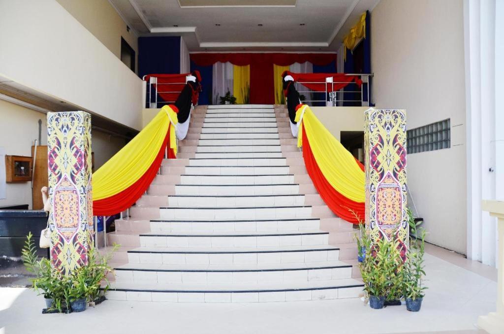 Hotel Tarakan Plaza Eksteriør billede