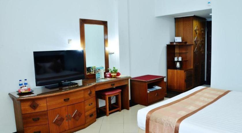 Hotel Tarakan Plaza Eksteriør billede